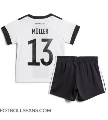 Tyskland Thomas Muller #13 Replika Hemmatröja Barn VM 2022 Kortärmad (+ Korta byxor)